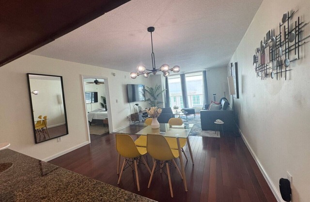 Beautiful High Rise 1/1 in Brickell with Balcony
