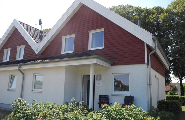 Beautiful holiday home in the Seepark Nordhorn with sauna and whirlpool