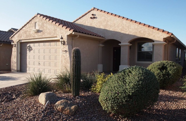 Beautiful home at Sun City Anthem at Merrill Ranch
