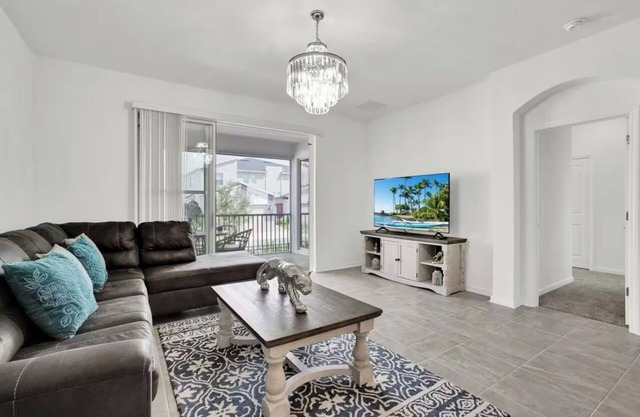 Beautiful home in Championsgate near Disney 3 bedrooms for 10 people