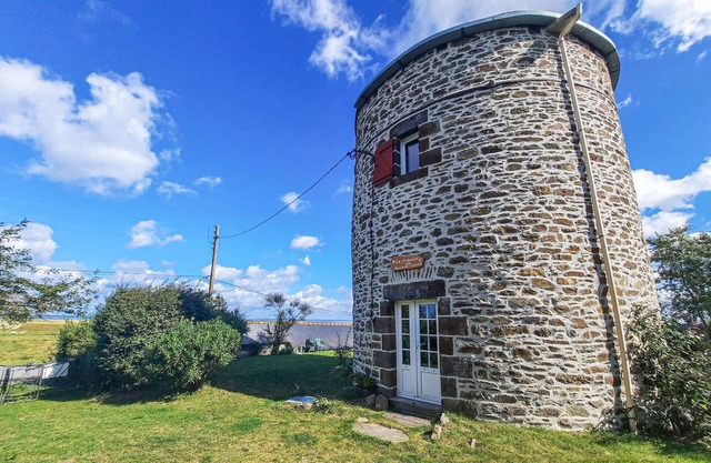 Beautiful home in Cherrueix