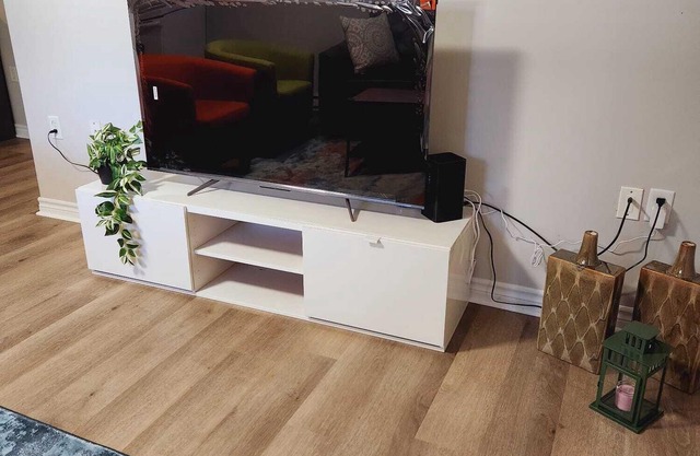 Beautiful home in Dartmouth!