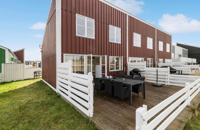 Beautiful home in Ebeltoft with sauna