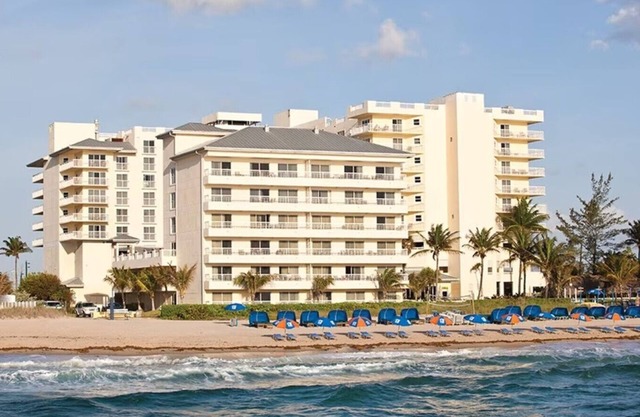 Beautiful Hotel in Royal Vista 2BD near North Ocean Park