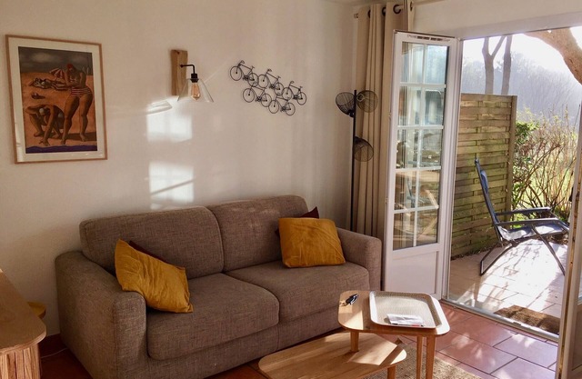Beautiful house on the GOLF course and 500m from the ocean