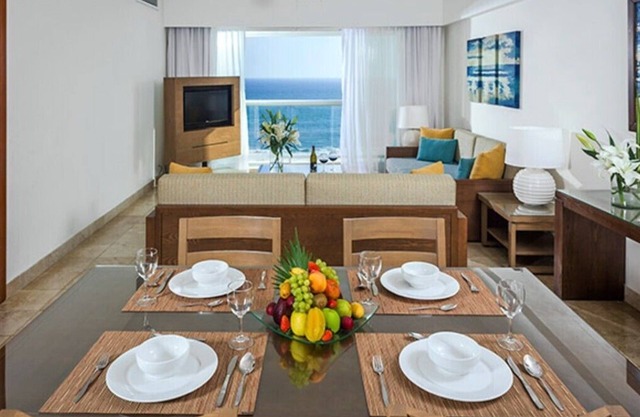 Beautiful Mayan Palace by Vidanta One or Two Bedroom/with kitchen