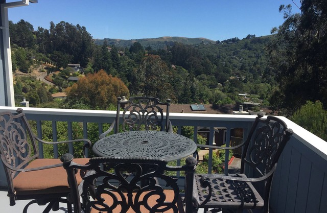 BEAUTIFUL MILL VALLEY HOME WITH MAJESTIC VIEWS FOR RENT