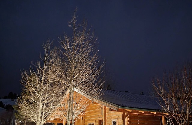 Beautiful Montana Cabin, at the base of the Pintler Mountains