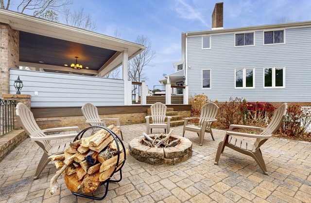 Beautiful Mountain view home in Hendersonville with private home theatre