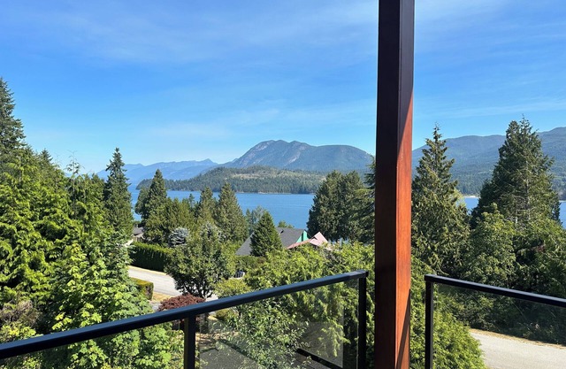Beautiful new home in the heart of Sechelt with ocean and mountain views.