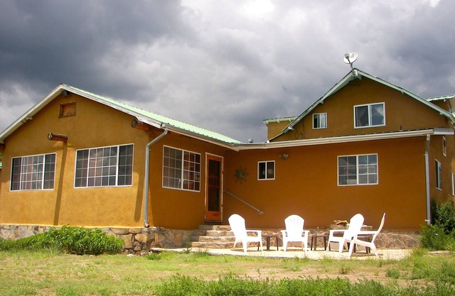 Beautiful New Mexico Lodge with 360 degree views