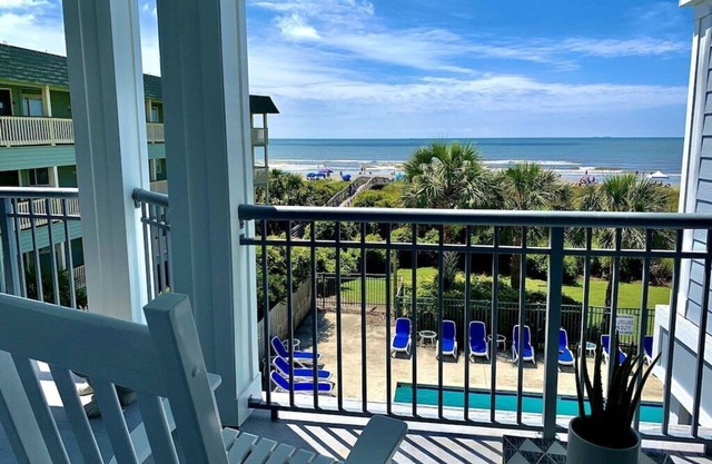 Beautiful Oceanfront 4BR Condo in the Heart of IOP with Pool.