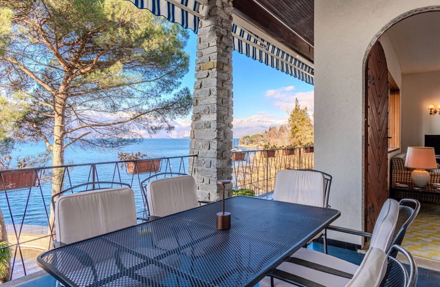 Beautiful private villa for 7 people with WIFI, TV, terrace and pets allowed