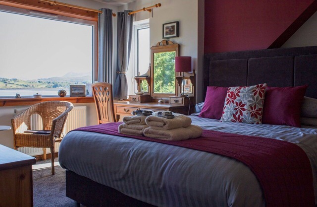 Beautiful private villa for 6 people with WIFI, TV and patio