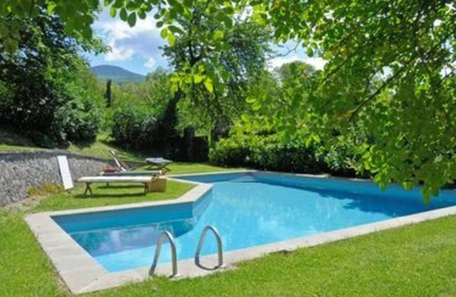 Beautiful private villa for 2 guests with pool, WIFI, TV, balcony and panoramic view