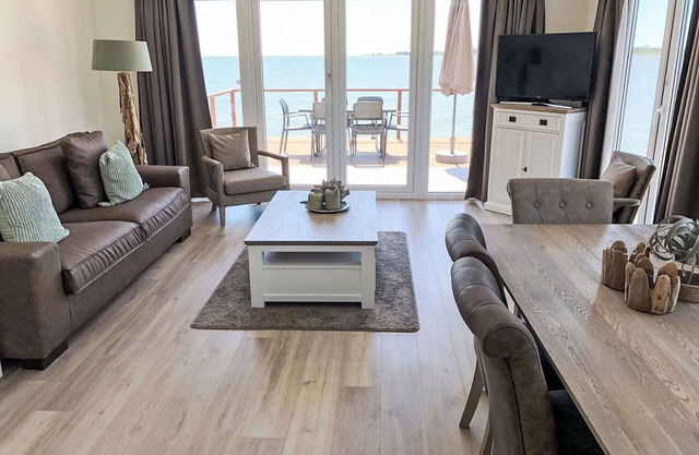 Beautiful private villa for 6 people with WIFI, TV and terrace