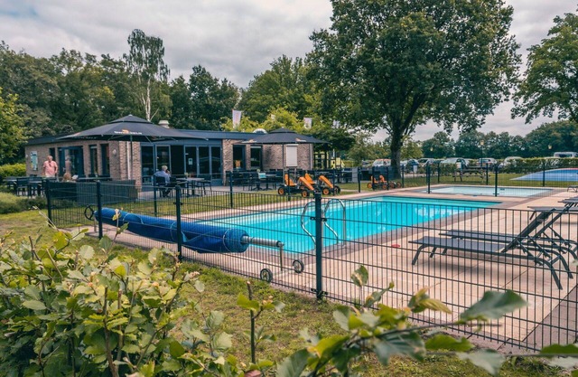 Beautiful private villa for 6 guests with pool, WIFI, TV and terrace