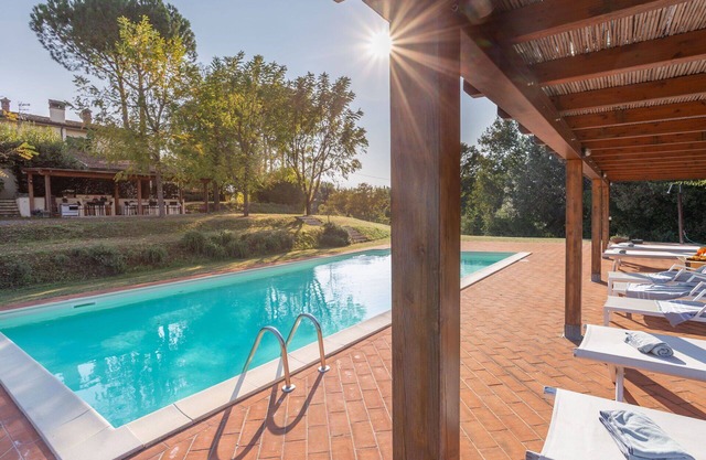 Beautiful private villa for 8 guests with WIFI, private pool, TV, patio and panoramic view