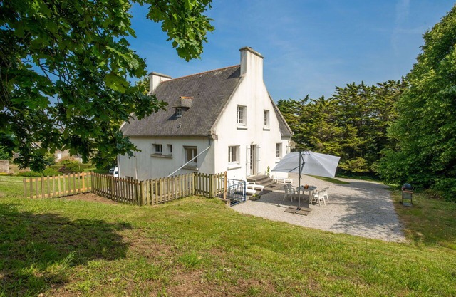 Beautiful private villa for 6 people with TV, terrace and parking