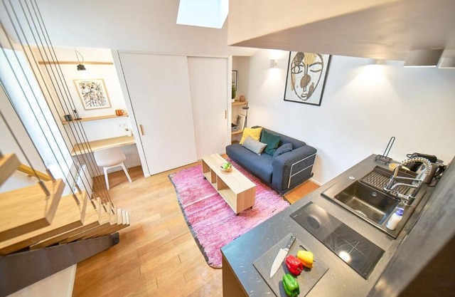 Beautiful renovated apartment Cours Lafayette near Halles Paul Bocuse