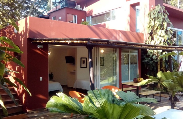 Beautiful room with Jacuzzi in the forest 10 minutes from the city of Pereira.