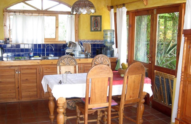 Beautiful Santa Cruz 2-story Home - Spectacular Lake & Mtn Views & Large Garden