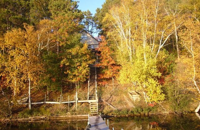 Beautiful Secluded Northwoods Retreat Cabin