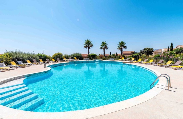 Beautiful spacious apartment Domaine de Manon Signes