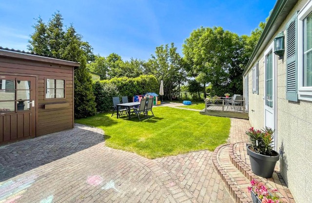 Beautiful Stacaravan In Goedereede