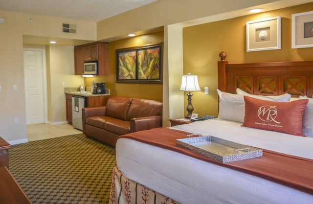 BEAUTIFUL STUDIO AT WESTGATE LAKES RESORT & SPA NEAR DISNEY UNIVERSAL SEA WORLD