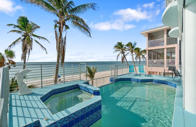 Beautiful Sunset | Perfect Beachfront Pool Home | Sleeps 13