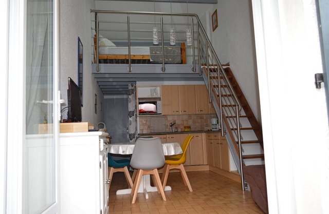 Beautiful two star beachfront house with wifi