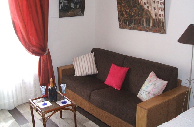 Beautiful view over the city and beautiful living room, bright kichen