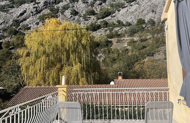 Beautiful villa close to hiking trails.