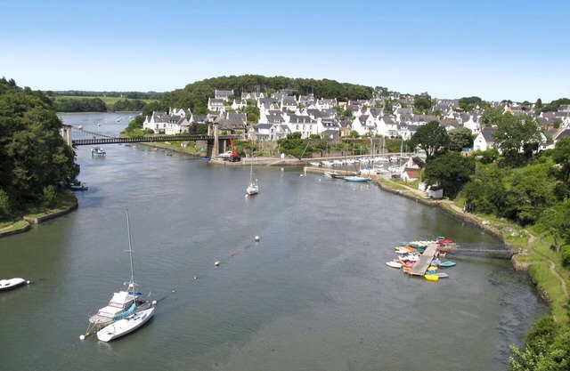 Beautiful villa for 6 people with WIFI and TV