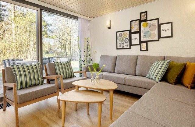 Beautiful villa for 8 guests with pool, WIFI, TV, terrace and parking