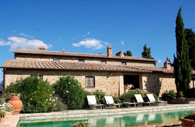 Beautiful villa with swimming pool in Val d'Orcia
