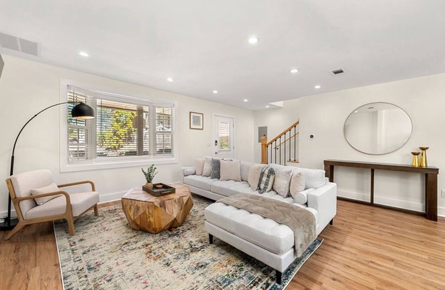 Beautifully Modern Cottage in Historic Norcross