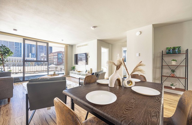 Beautifully Renovated Condo in the Heart of Downtown Denver!