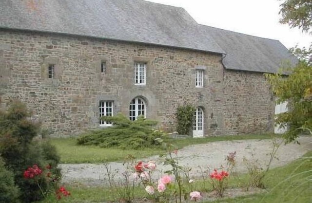 Beauvoir mansion 8 km from the Mont Saint Michel.