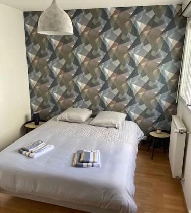 Bel appartement proche gare - WiFi - parking