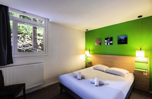 Belambra Clubs Gourette - Lou Sarri - Half board - Classic accommodation 3 Adults and 1 Child with balcony