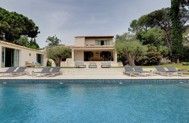 Belle Bastide de 5 Chambres à 10 mn à Pied de la Plage de Tahiti
