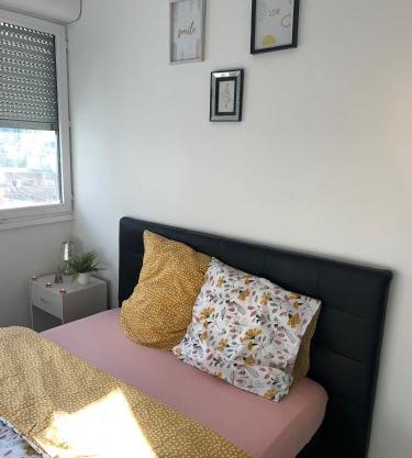 Belle Chambre a EVRY proche Gare RER