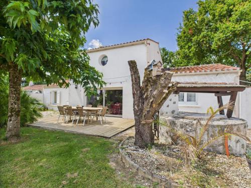 Belle et spacieuse maison au calme pour 8