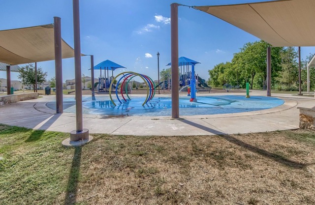 Belle Rose New Modern Home at Luckey Ranch. Close to Lackland Air Force Base!
