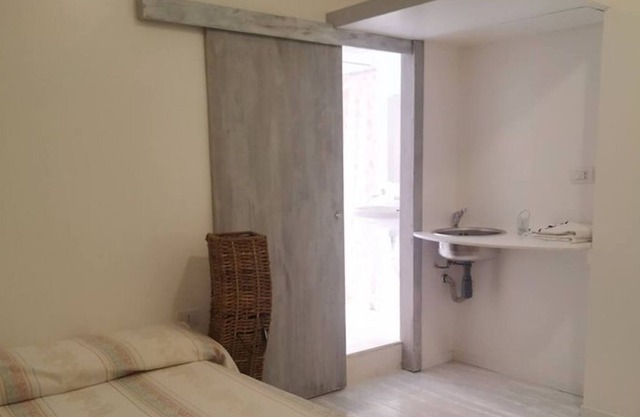 Bellissimo e modero monolocale in centro a Sassari no01