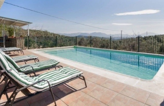 Belvilla by OYO Cortijo Rural Puerto Nuevo