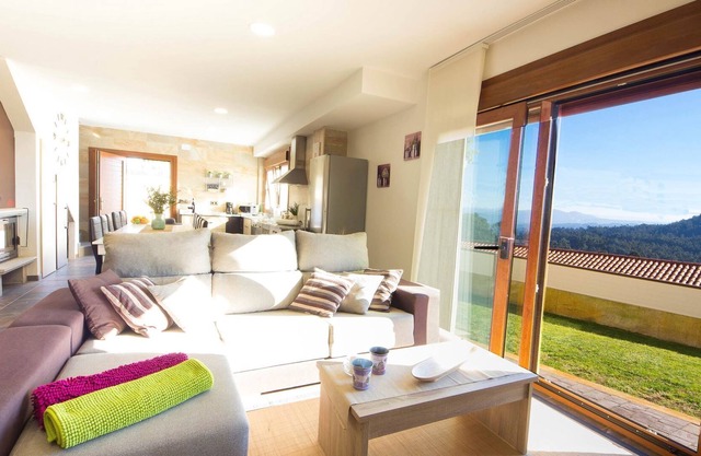 Belvilla by OYO Casa O Sartal - Villa Raxeira