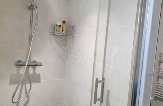 Bergerac an pleasant independent suite